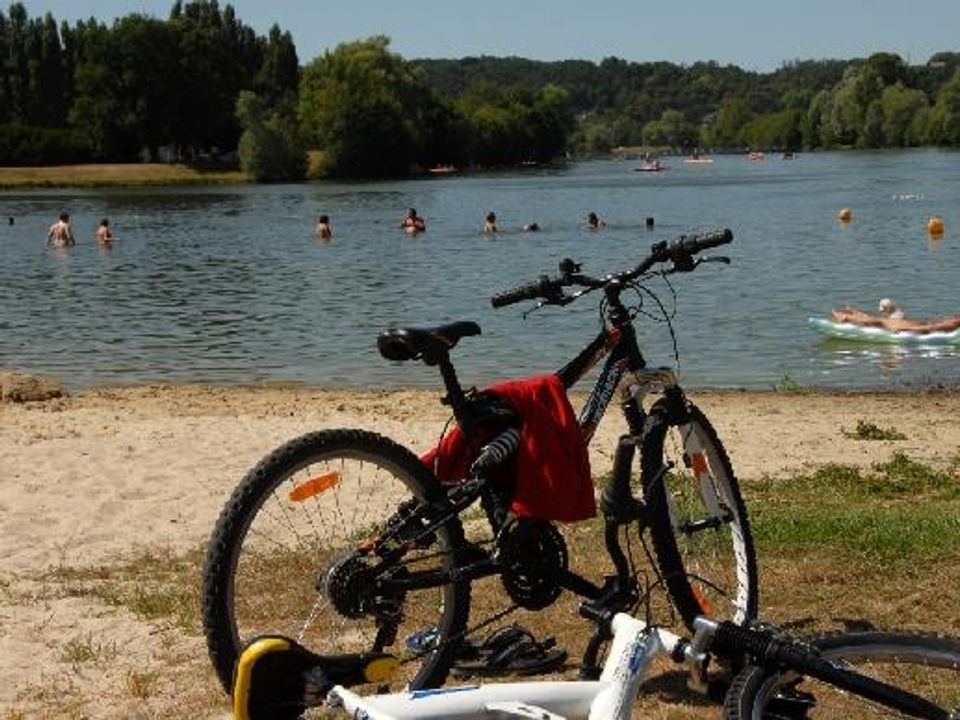 France - Poitou Loire - Marçon - Camping Lac des Varennes 3*