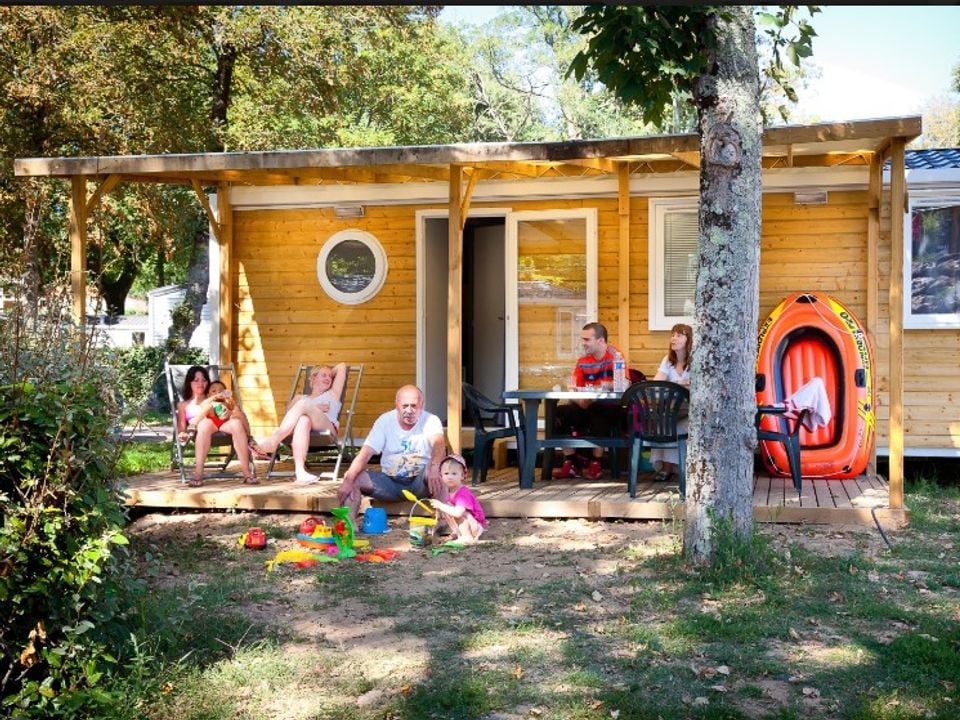 Camping Le Petit Rocher location en mobil home à LONGEVILLE SUR MER