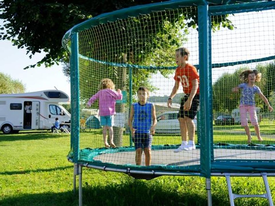 France - Pyrénées - Lourdes - Camping Le Vieux Berger, 2*