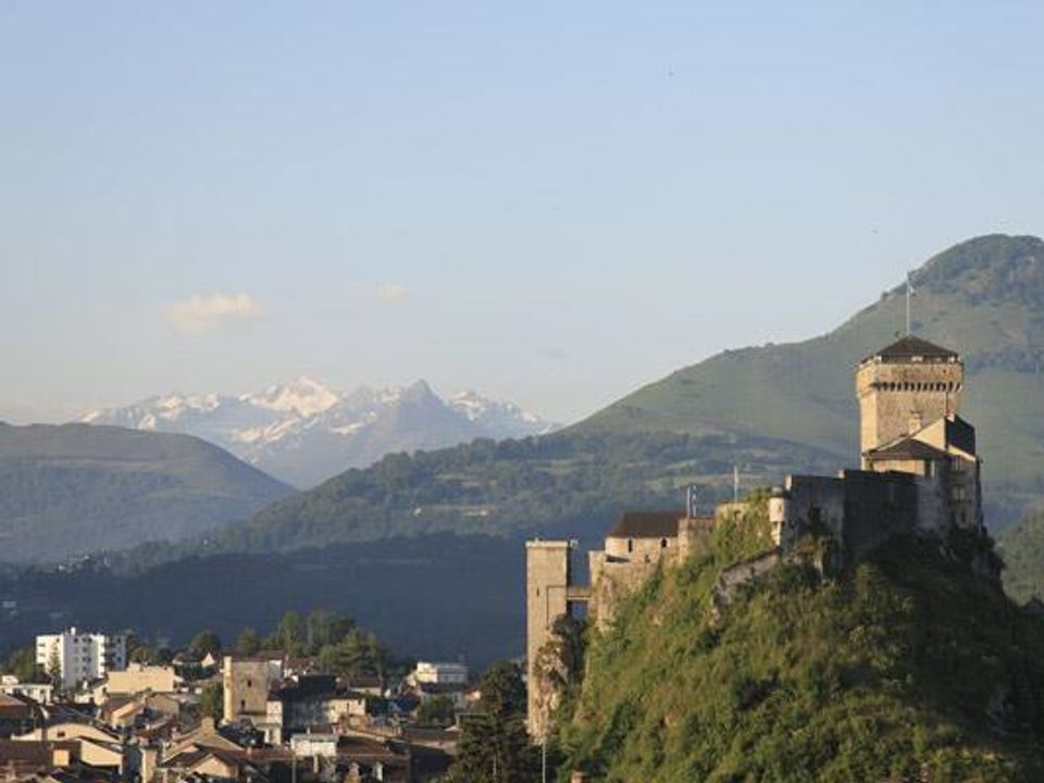 France - Pyrénées - Lourdes - Camping Le Vieux Berger, 2*