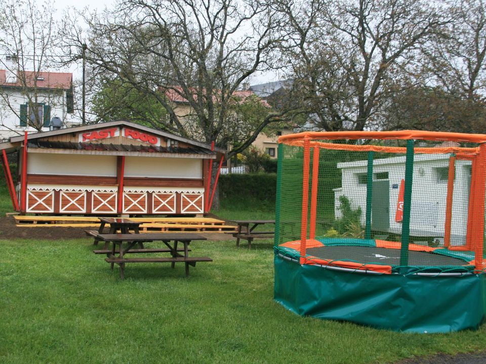 France - Pyrénées - Lourdes - Camping Le Vieux Berger, 2*