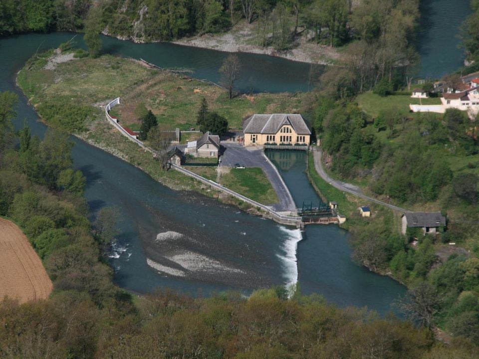 France - Pyrénées - Lourdes - Camping Le Vieux Berger, 2*