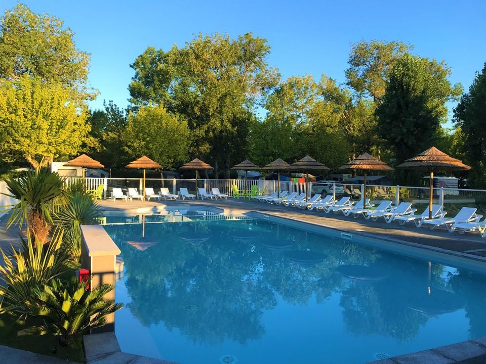 Where is Camping La Cigaline located? - Photo 3