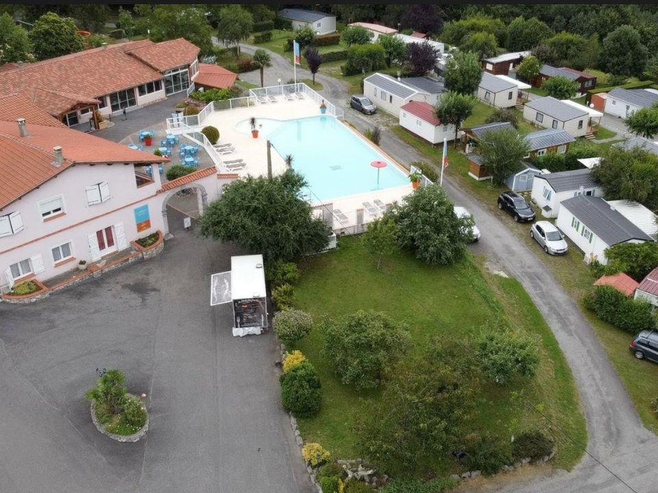 France - Sud Ouest - Montréjeau - Camping Midi Pyrénées, 4*