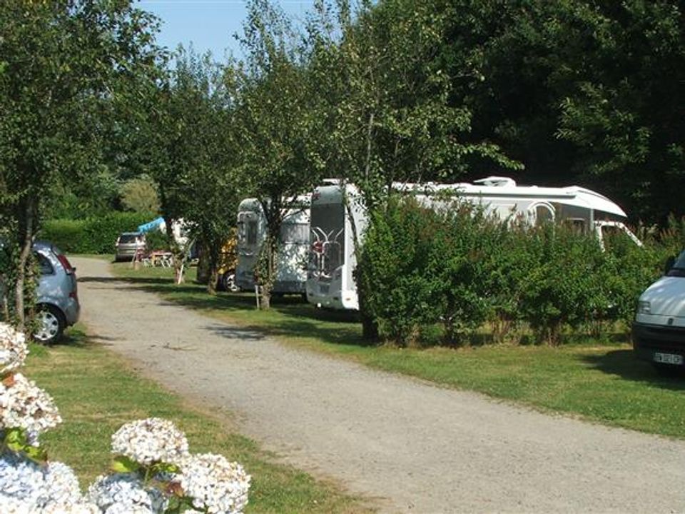 France - Bretagne - Baye - Camping A L'Abri de l'Océan, 3*