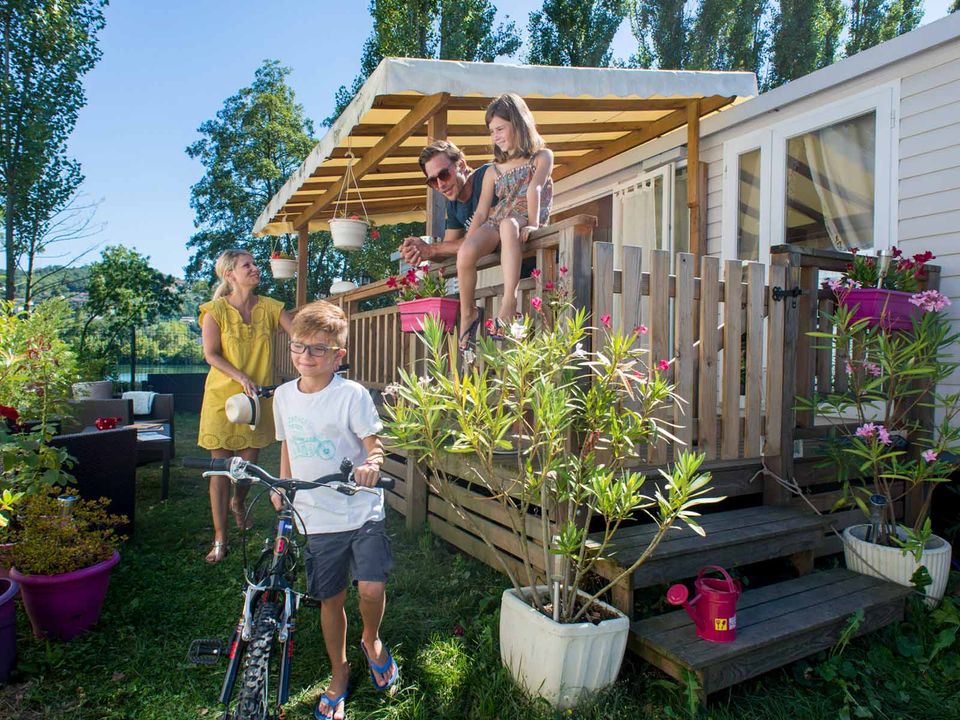 Camping Siblu Les Rives de Condrieu - Funpass inclus, 4* - 7