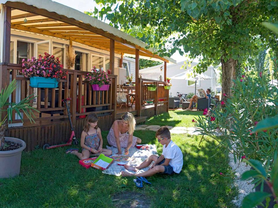 Camping Siblu Les Rives de Condrieu - Funpass inclus, 4* - 13