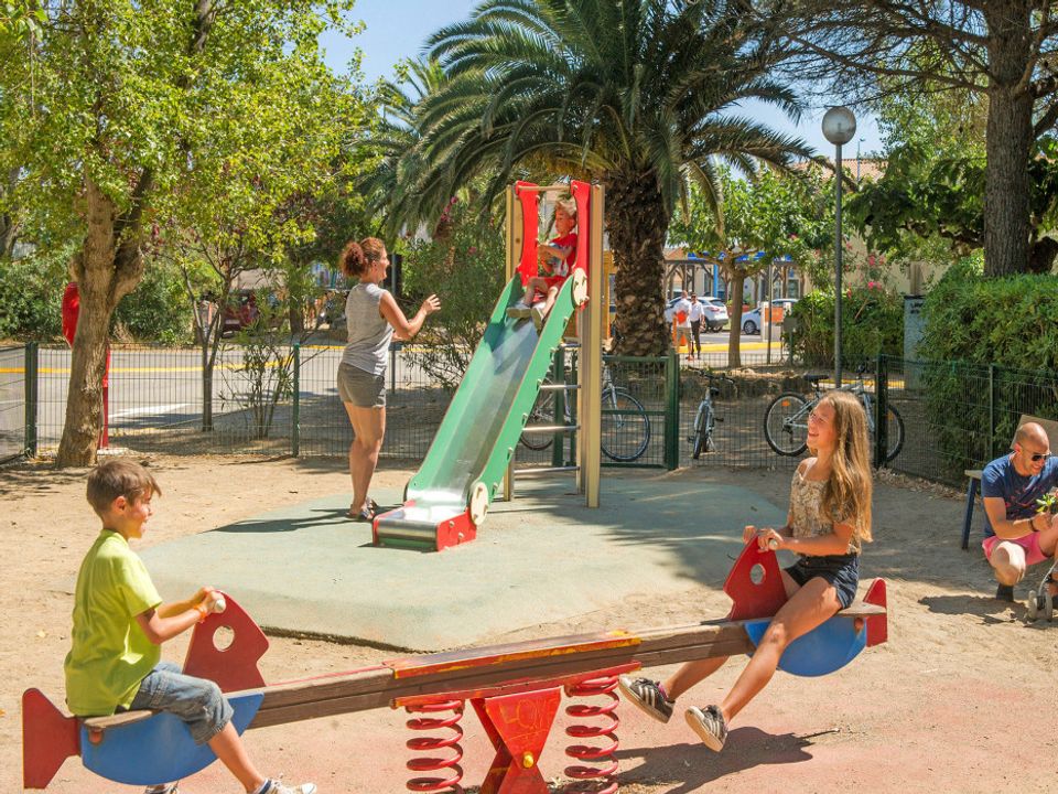 Camping La Falaise, 4* - Languedoc-Roussillon - Narbonne - 446€/sem