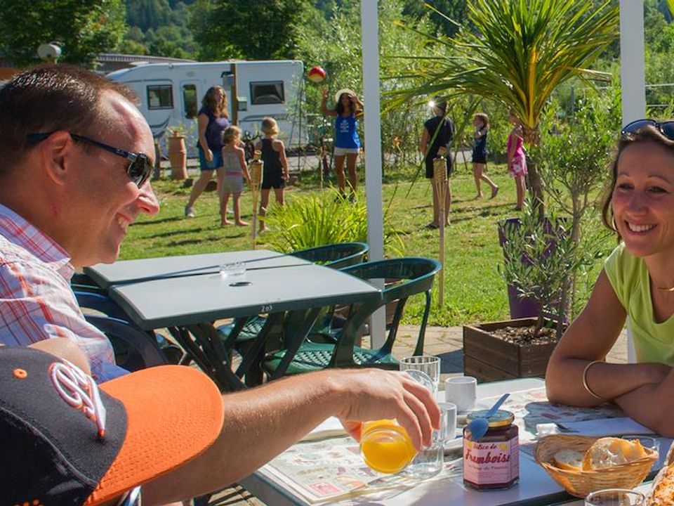 France - Bourgogne Franche Comté - Ornans - Camping Ecologique La Roche d'Ully, 4*