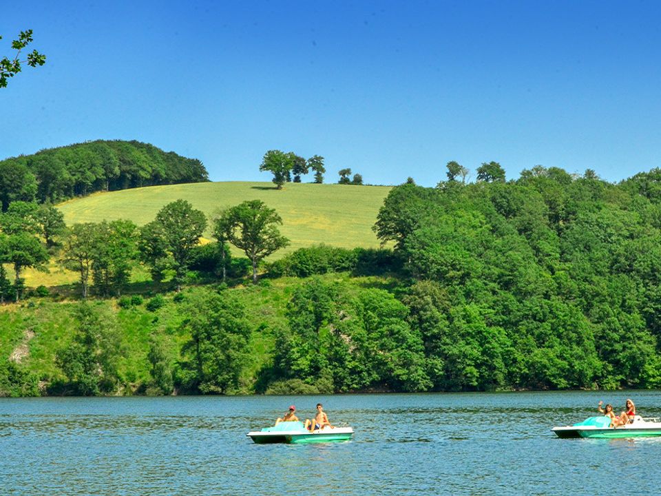 France - Sud Ouest - Pont de Sallars - Camping Les Terrasses du Lac, 4*