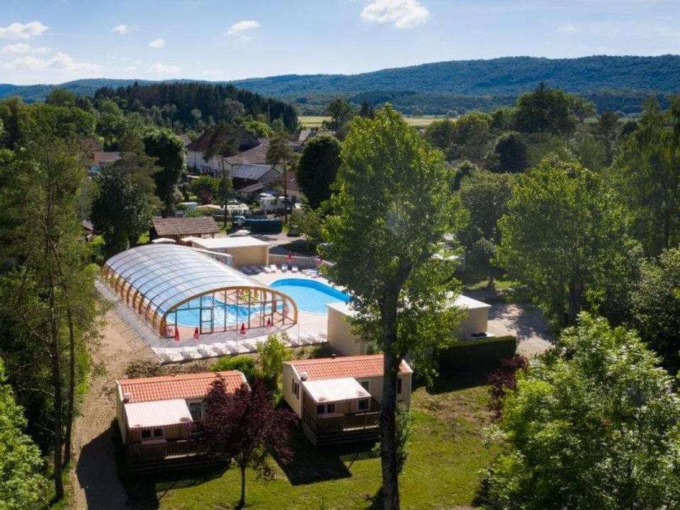 Where is Camping des Pêcheurs located? - Photo 3