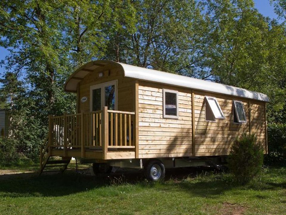 France - Jura - Pont de Poitte - Camping des Pêcheurs, 3*