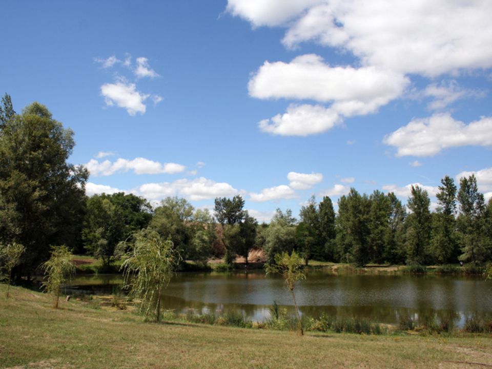 France - Auvergne - Pont du Château - Camping les Sablons 2*