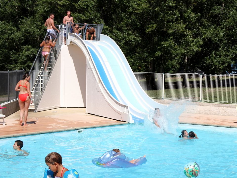 France - Auvergne - Pont du Château - Camping les Sablons 2*