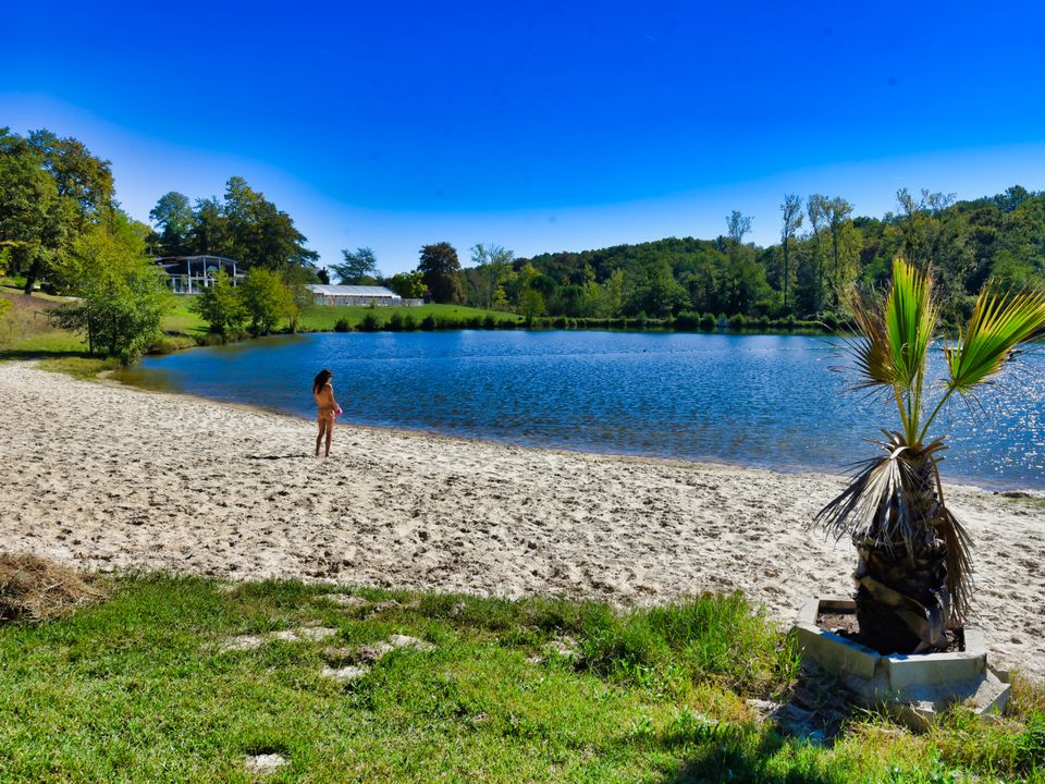 France - Sud Ouest - Réaup Lisse - Camping Naturiste du Lac de Lislebonne, 3*