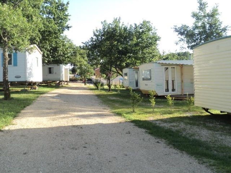 France - Sud Ouest - Reilhaguet  - Camping Bellevue 3*