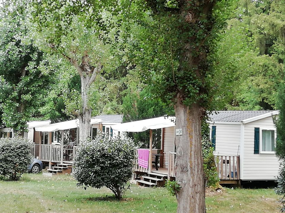 France - Sud Ouest - Rivière sur Tarn - Camping Le Pont 3*