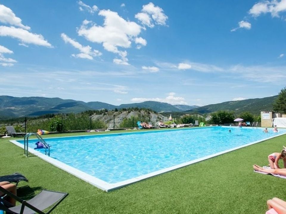 Camping les Hauts de Rosans à ROSANS, tarifs et réservations