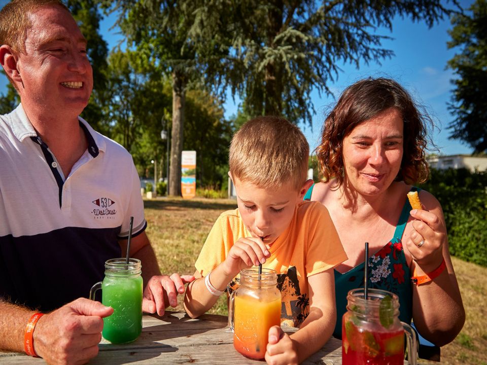 France - Ile de France - Saint Chéron - Camping Le Parc des Roches, 3*