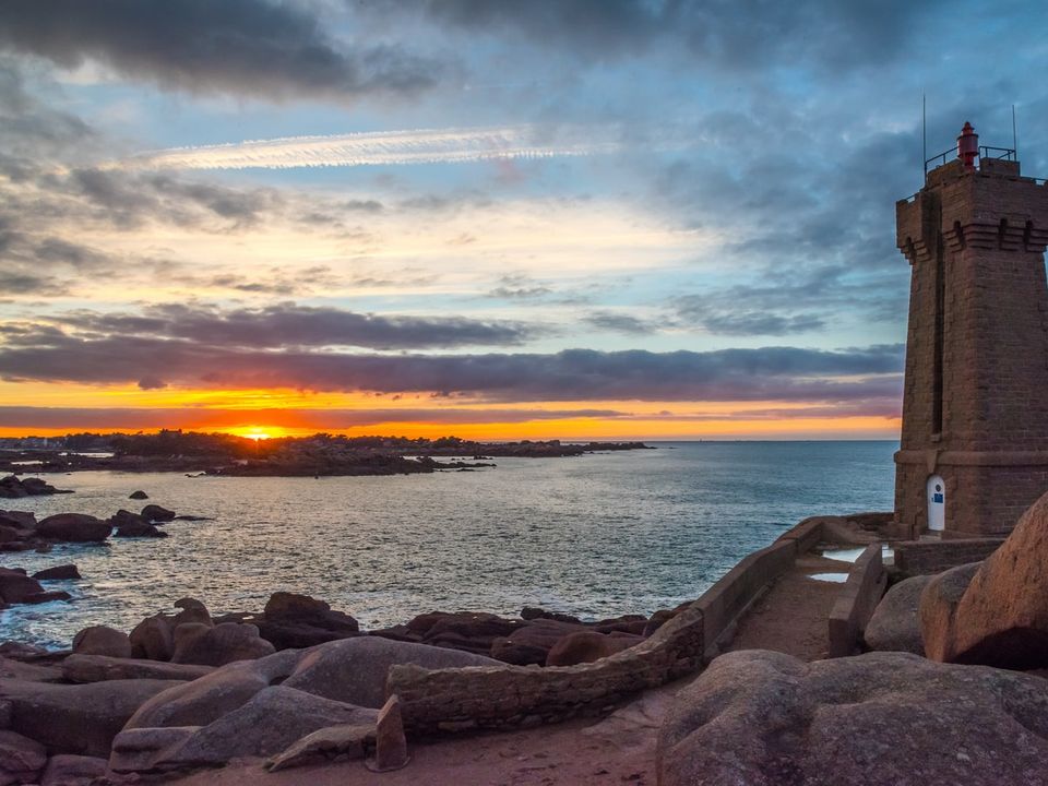 France - Bretagne - Saint Benoît des Ondes - Camping Les Dis Village Insolite 1*