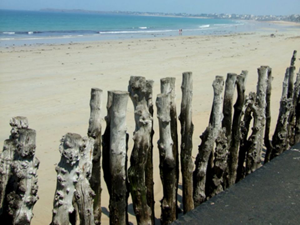 France - Bretagne - Saint Benoît des Ondes - Camping Les Dis Village Insolite 1*