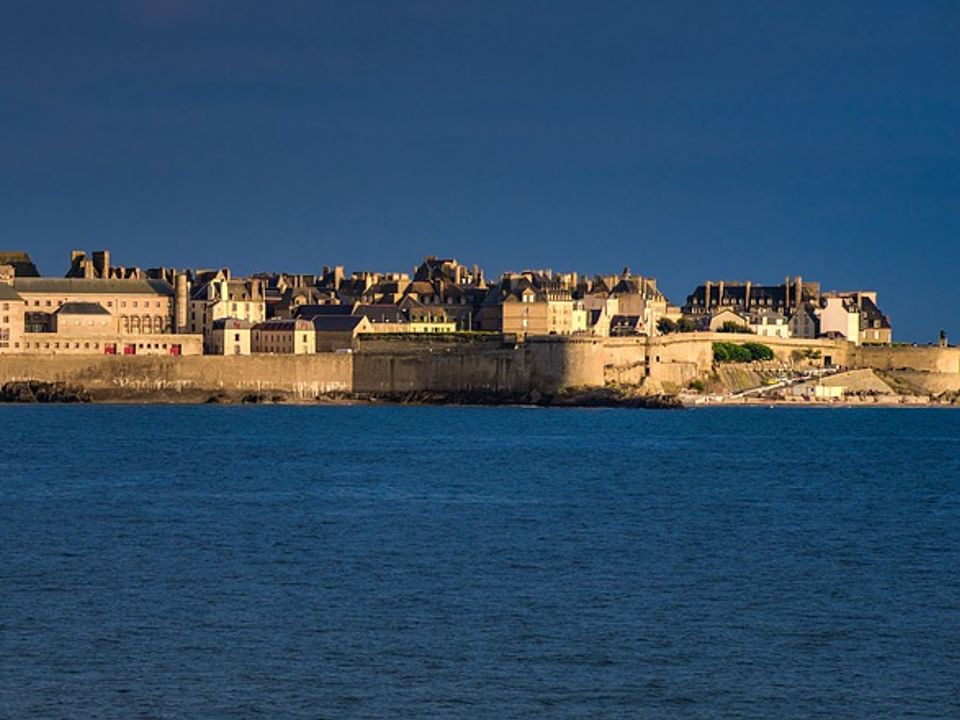 France - Bretagne - Saint Benoît des Ondes - Camping Les Dis Village Insolite 1*