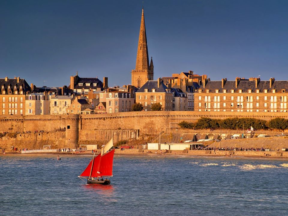 France - Bretagne - Saint Benoît des Ondes - Camping Les Dis Village Insolite 1*