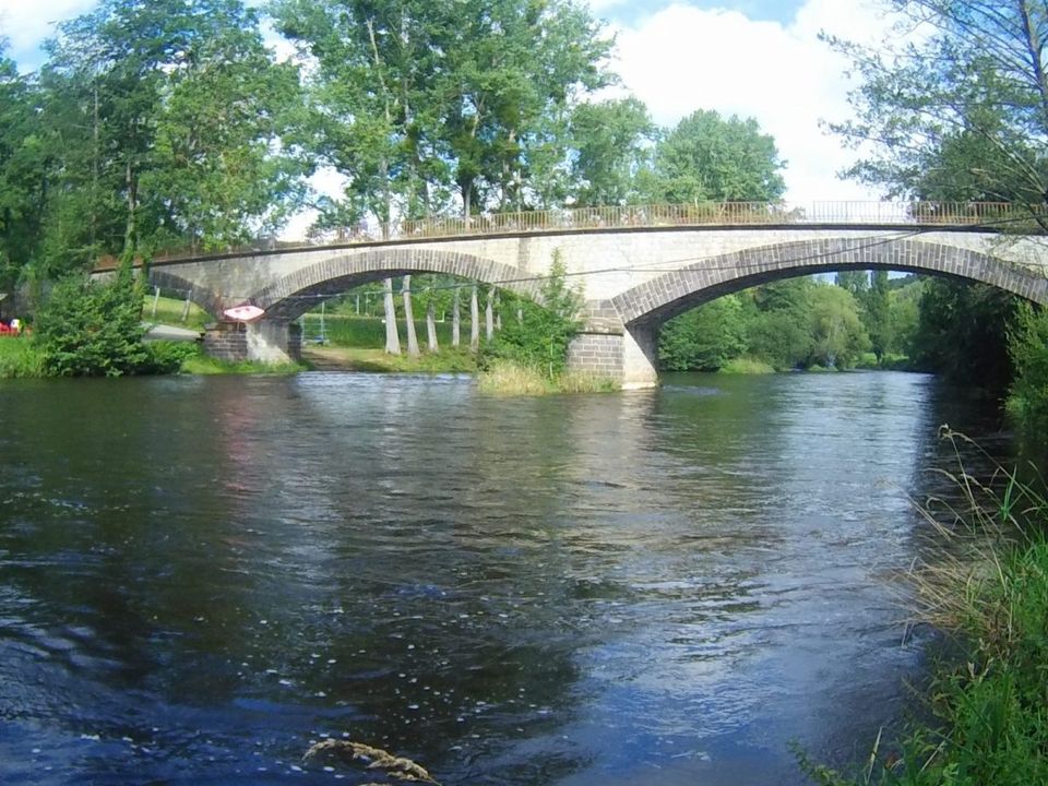 France - Auvergne - Saint Gal sur Sioule - Camping du Pont de Saint Gal