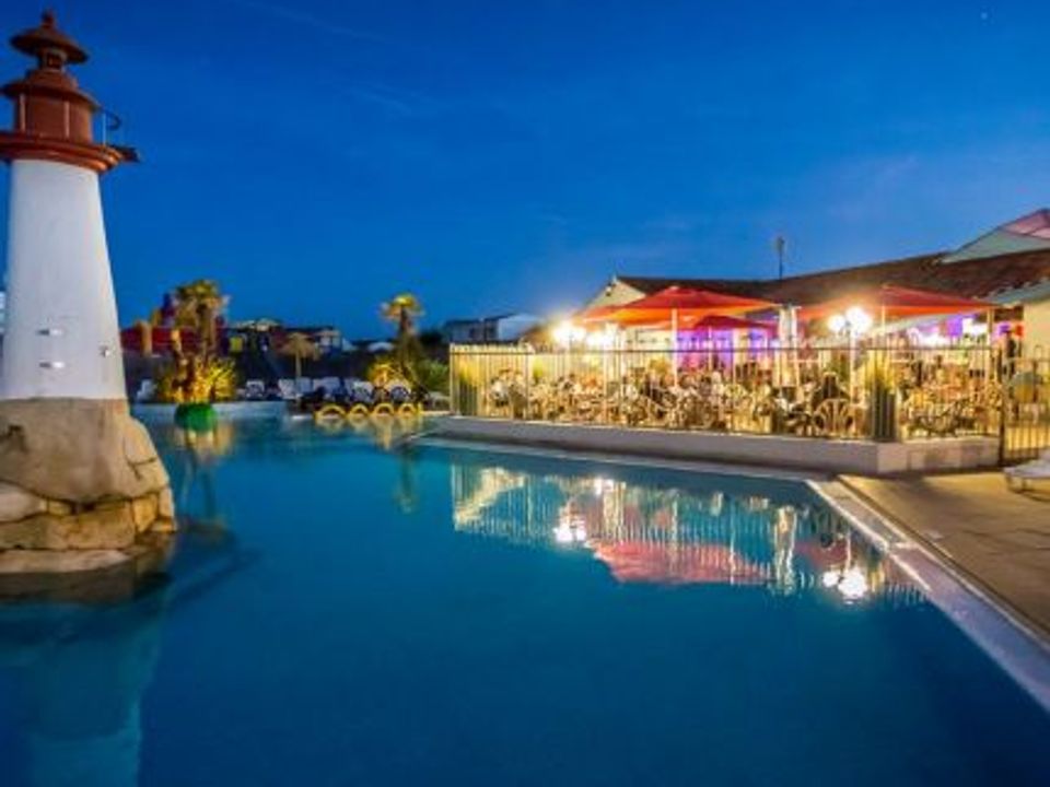 Camping Paradis - Sol a Gogo, 4* - 16