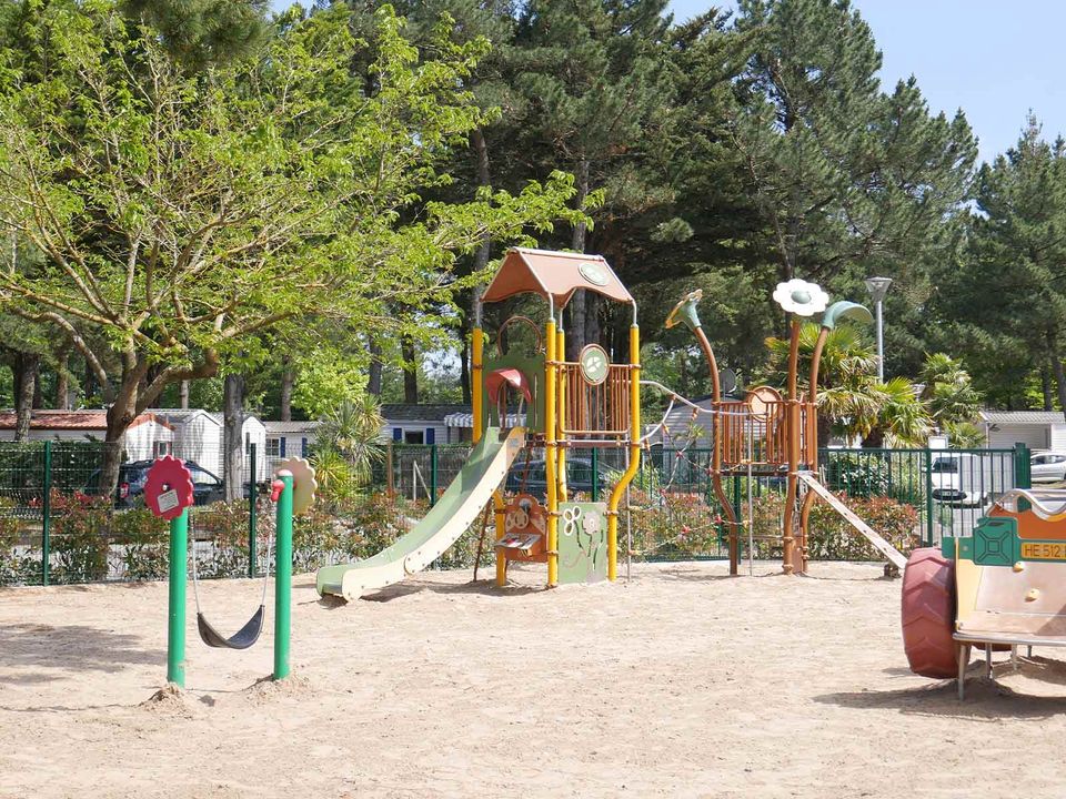 Camping Siblu Le Bois Masson - Funpass inclus, 4* - 12
