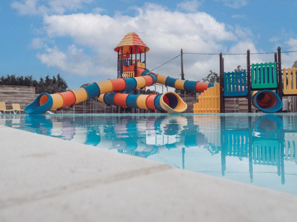 Camping Paradis des Pins - Royan