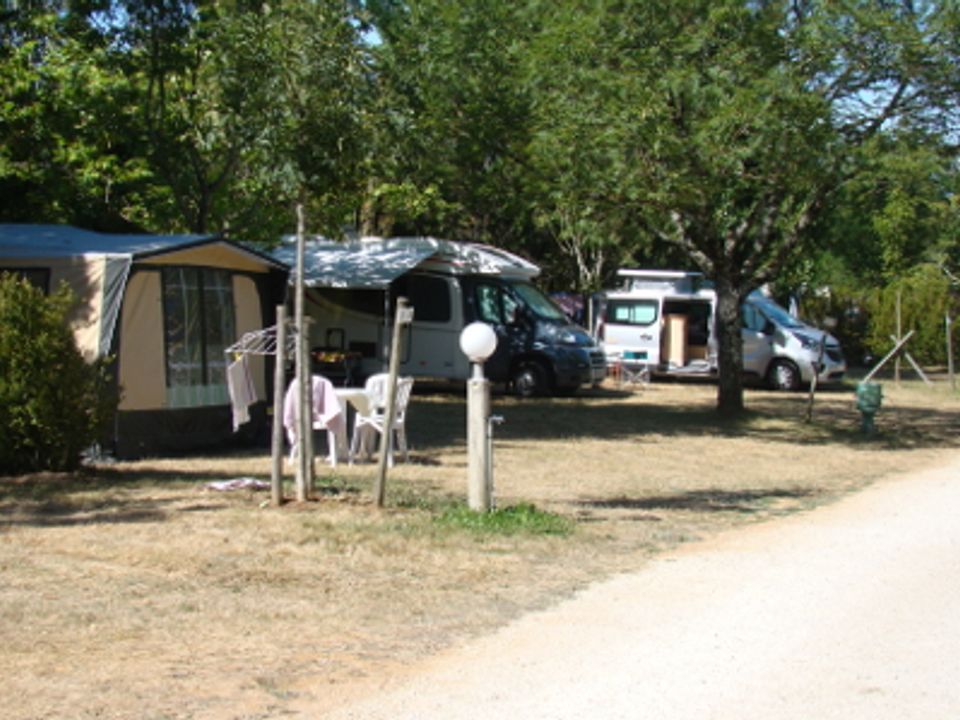 France - Sud Ouest - Saint Pierre Lafeuille - Camping Les Graves, 3*
