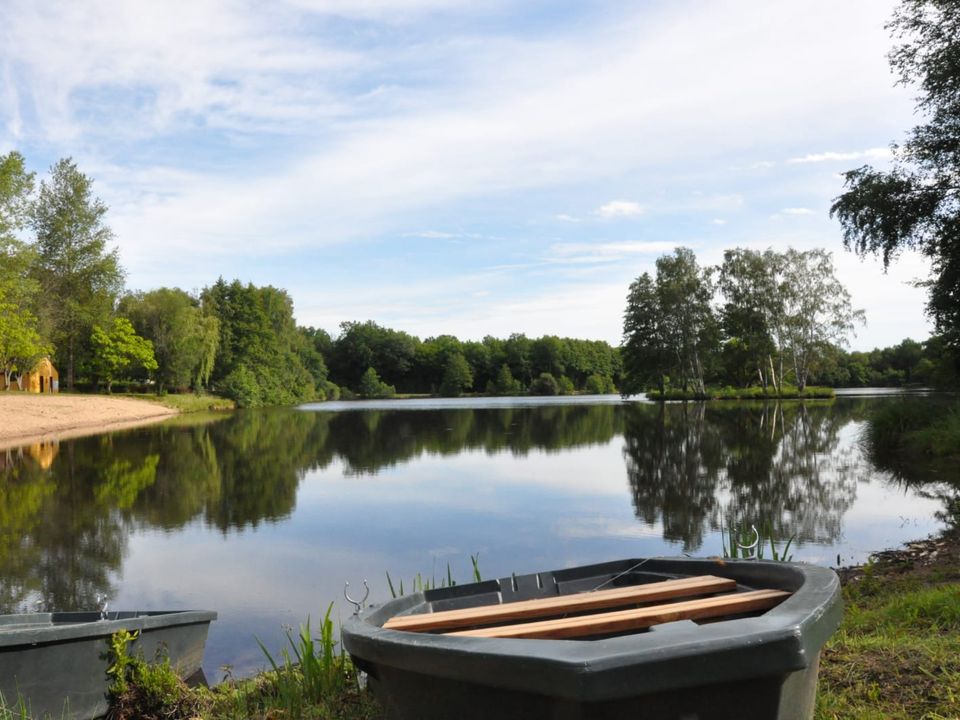 France - Bourgogne Franche Comté - Saint Sauveur en Puisaye - Camping Parc des Joumiers, 3*