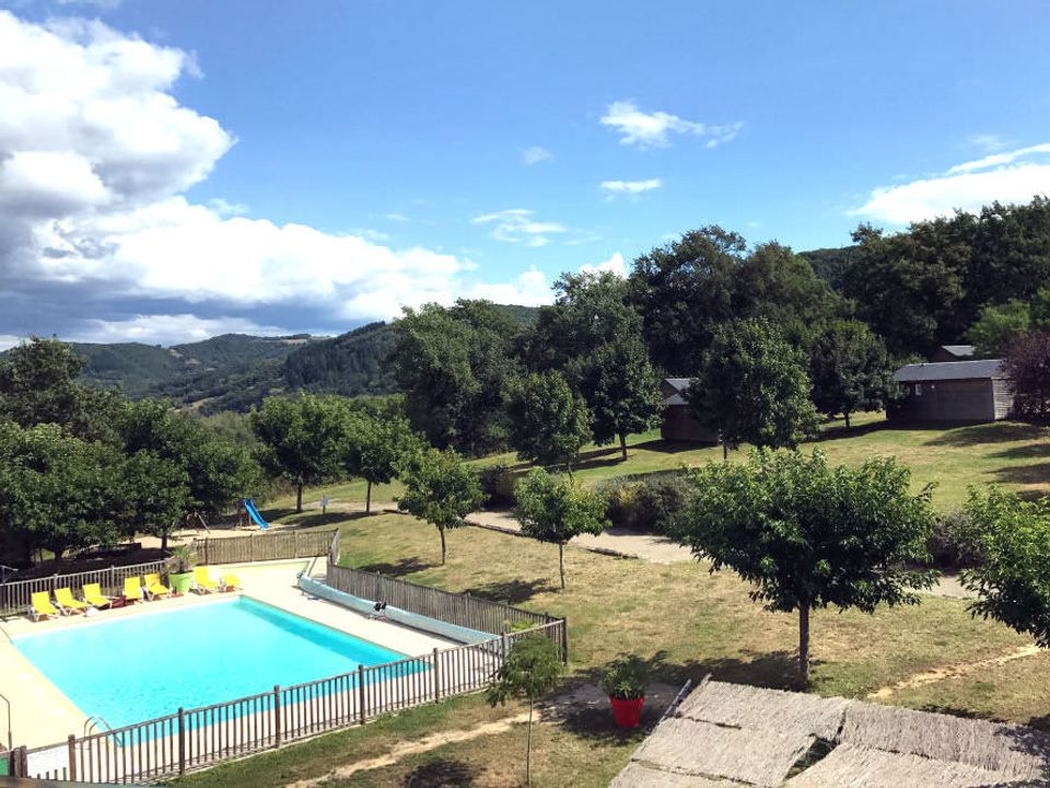 Camping La Cascade 3*, Sainte Eulalie d'Olt, Sud Ouest, France avec Voyages Leclerc Campings