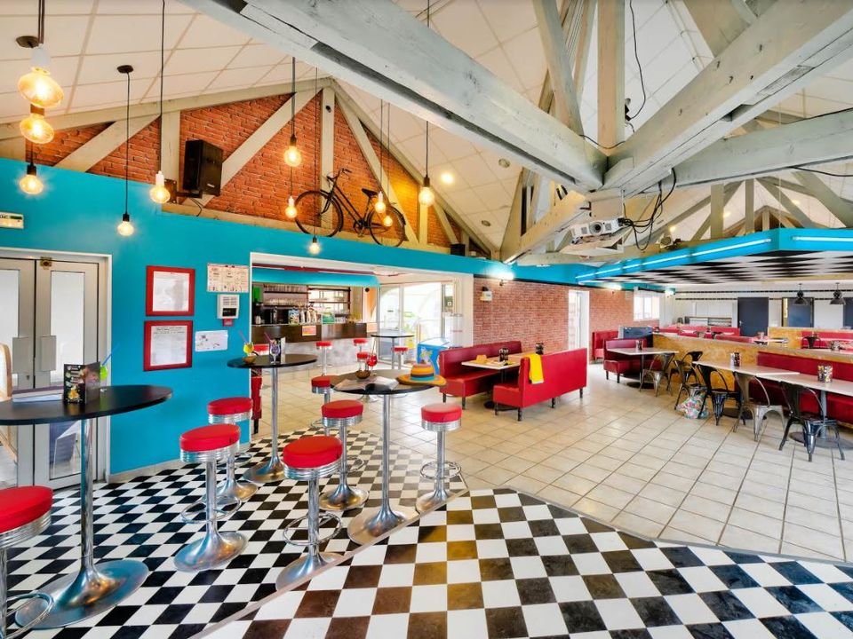 Camping d'Utah Beach Camping Paradis, 3*, Sainte Marie du Mont