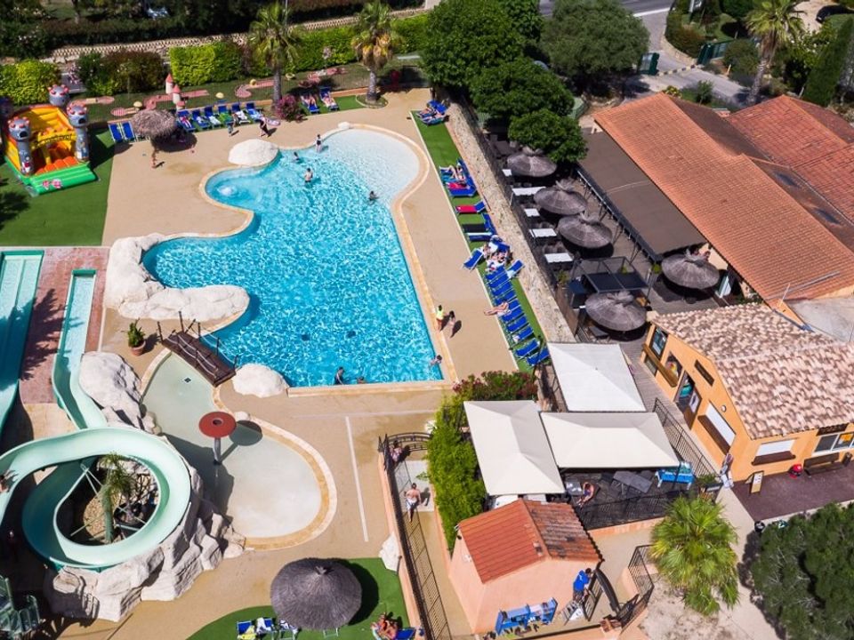 CAMPASUN le Mas de Pierredon