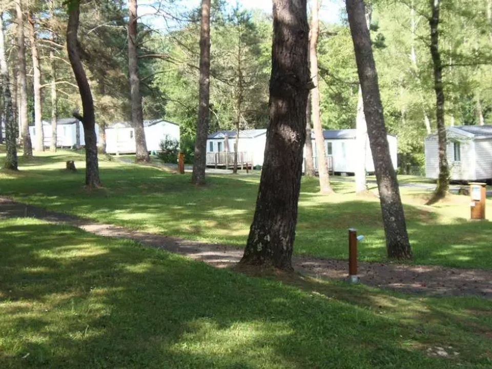 France - Sud Ouest - Sousceyrac - Camping Les Trois Sources 4*