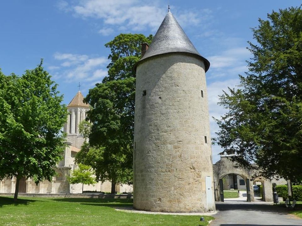 France - Poitou Loire - Surgères - Camping de La Geres 3*
