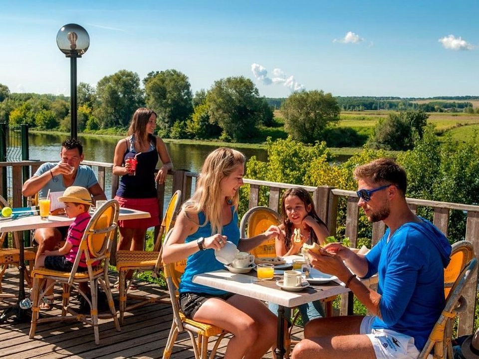 France - Centre - Trogues - Camping Le Parc des Allais, 3*