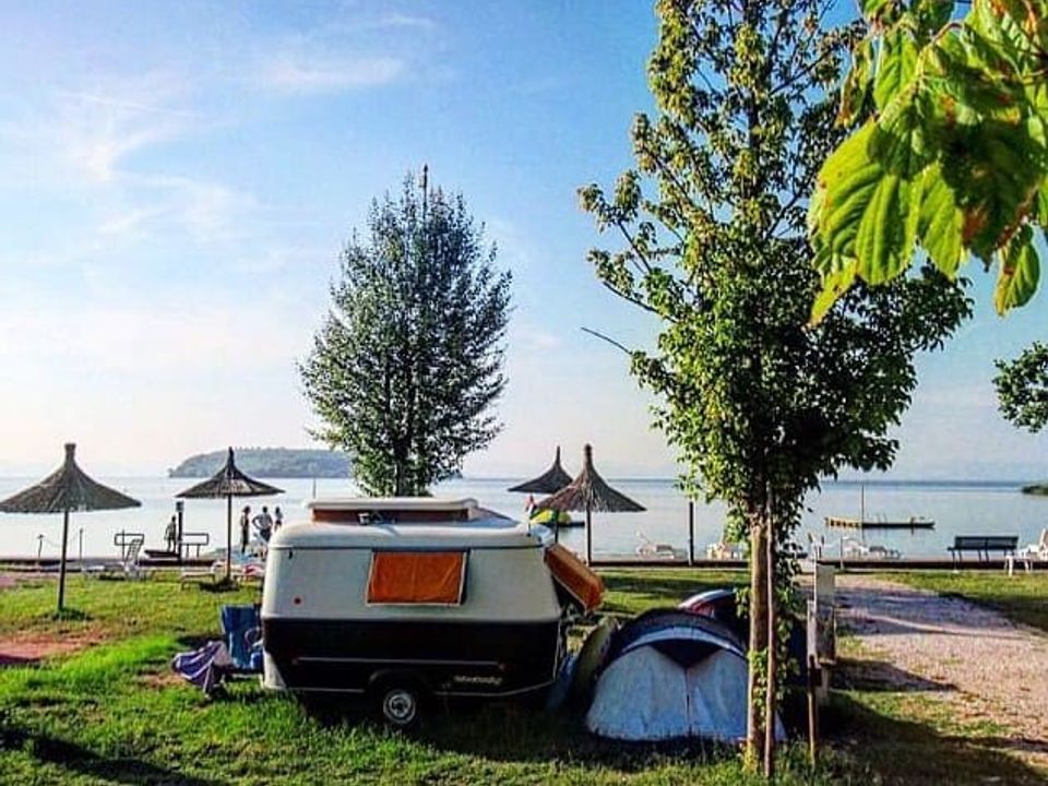 Italie - Ombrie - Tuoro sul Trasimeno - Camping Punta Navaccia, 3*