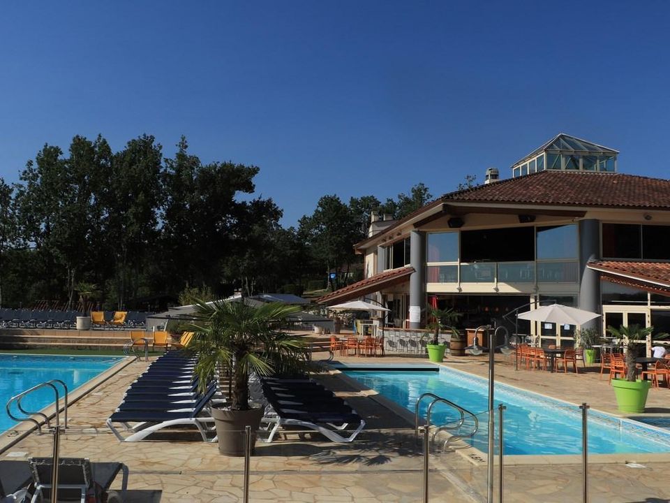 France - Sud Ouest - Vers - Domaine du Mas de Saboth 4*