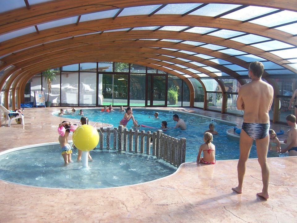 France - Auvergne - Vic sur Cère - Camping Pommeraie, 4*