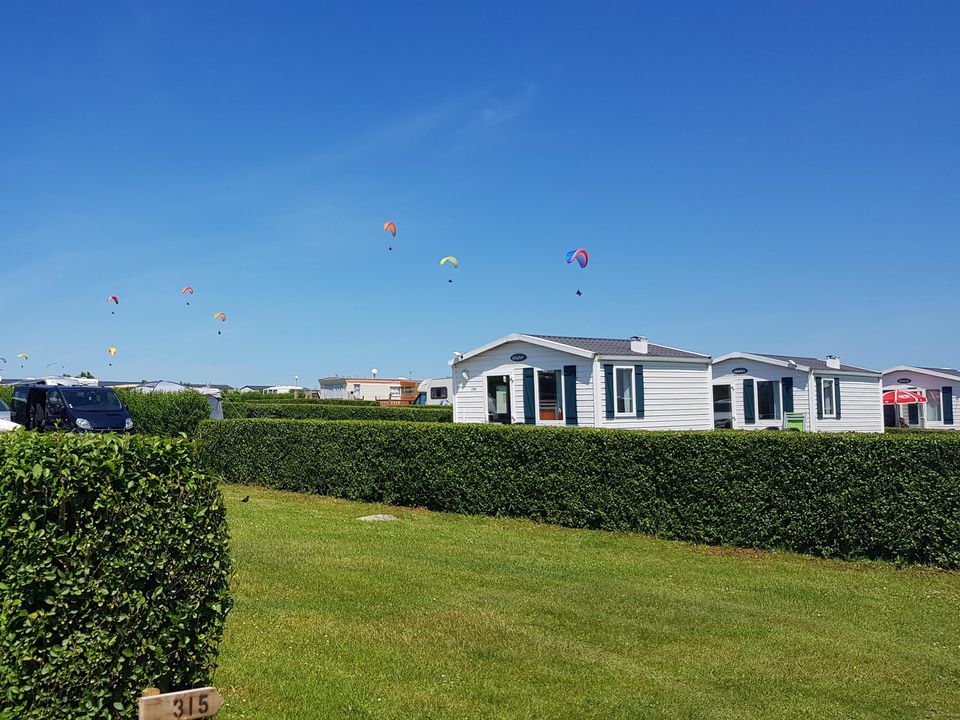 Flower Camping Omaha Beach, 3* - 36