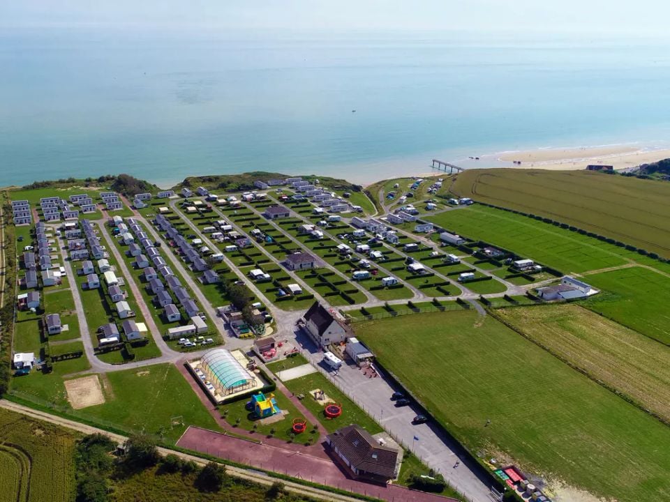 flower-camping-omaha-beach