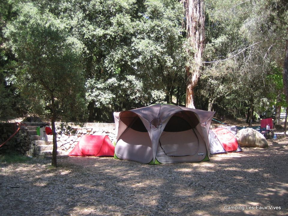 Camping Les Eaux Vives, 3*