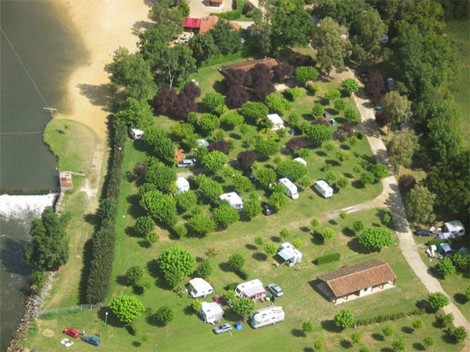 France - Poitou Loire - Aubeterre sur Dronne - Camping Paradis Aubeterre sur Dronne, 3*