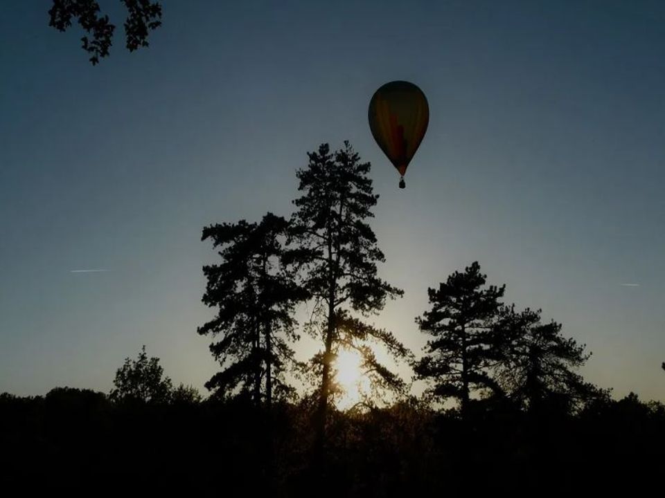 France - Sud Ouest - Carlucet - Camping Château de Lacomte 4*