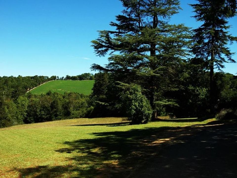 France - Sud Ouest - Carlucet - Camping Château de Lacomte 4*