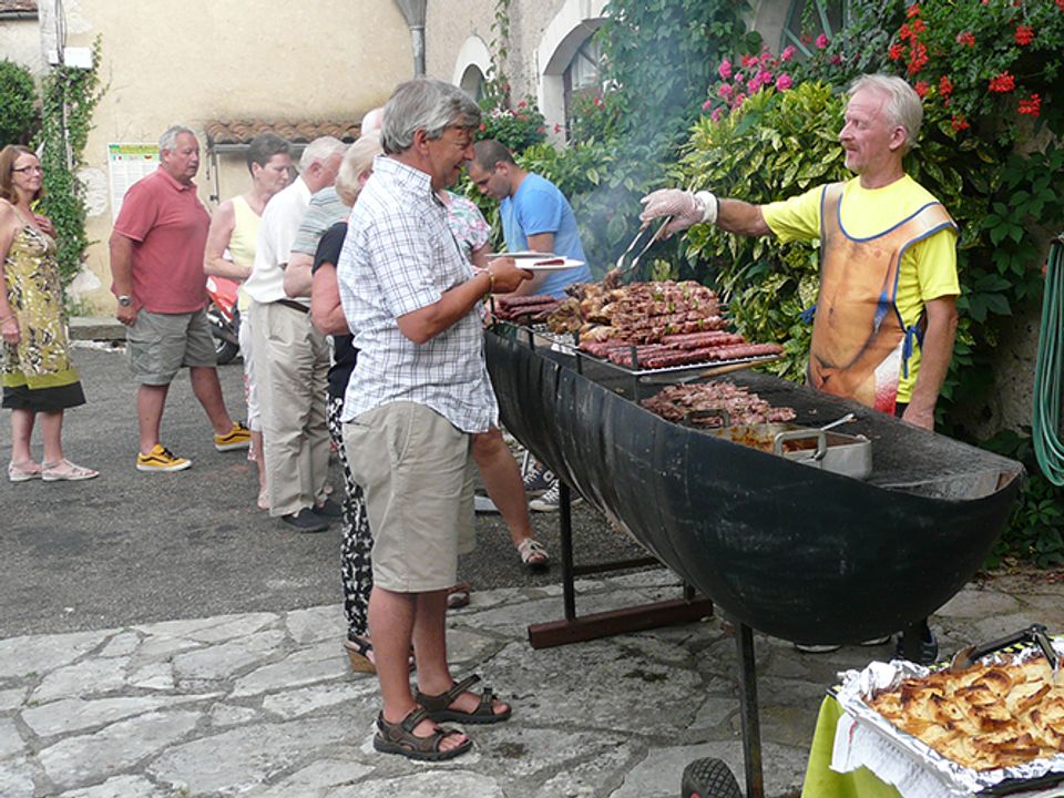 France - Sud Ouest - Carlucet - Camping Château de Lacomte 4*