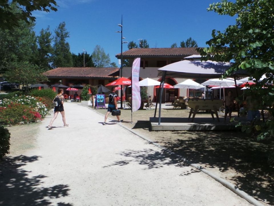 France - Sud Ouest - Montgeard - Flower Camping Le Lac De Thesauque, 3*